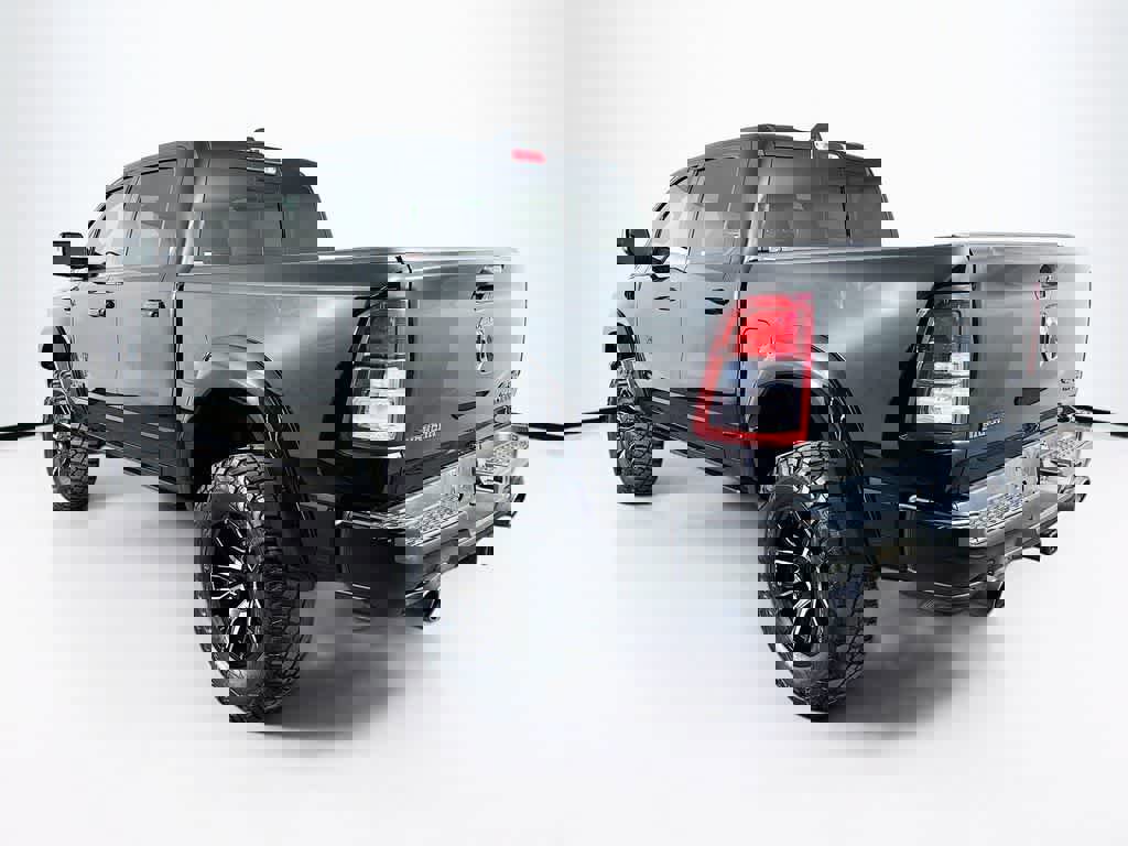 Used 2022 RAM 1500 Big Horn image 3