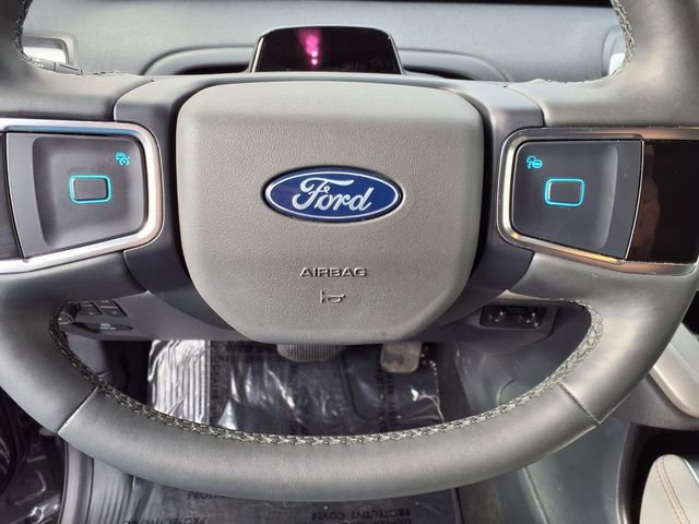 Certified 2025 Ford Expedition Active AWD/4WD image 24