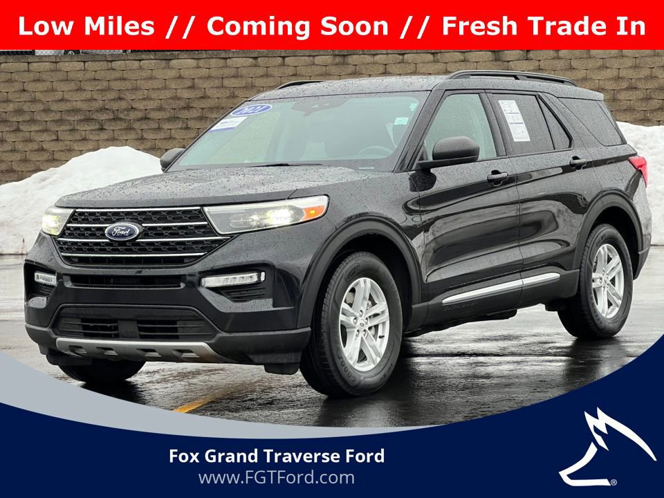 Certified 2021 Ford Explorer XLT w/ Equipment Group 202A image 6