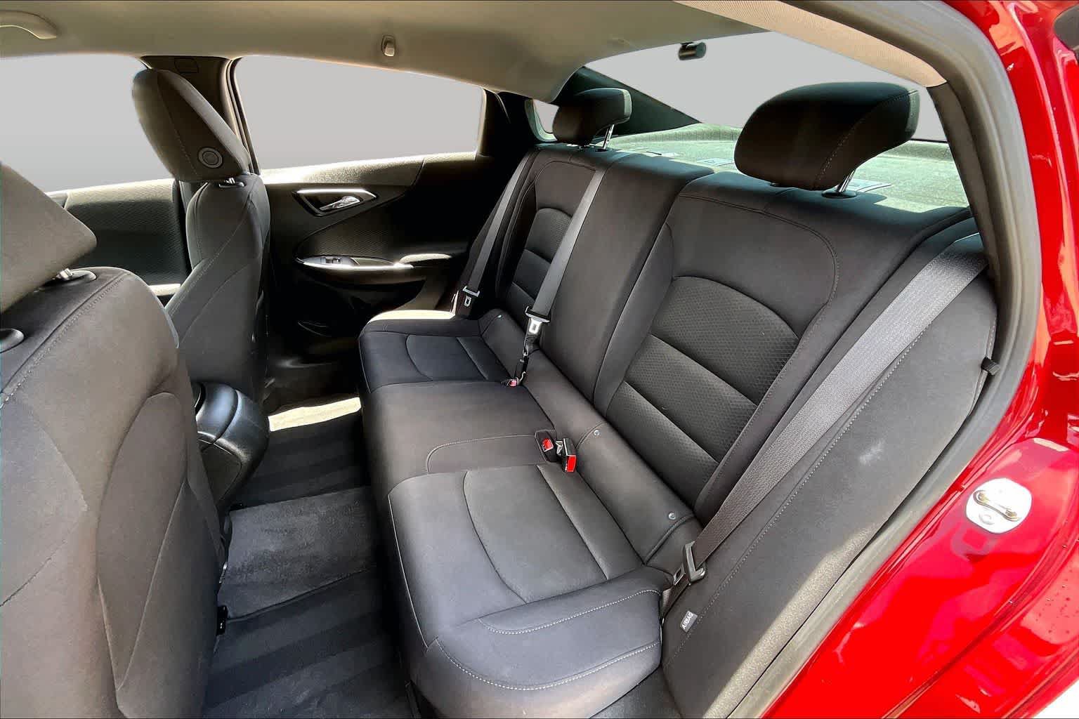 Used 2024 Chevrolet Malibu RS FWD image 20