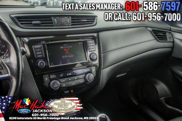 Used 2020 Nissan Rogue SV FWD image 13