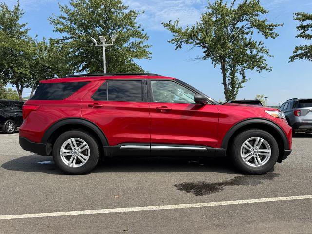Certified 2022 Ford Explorer XLT w/ Equipment Group 202A AWD/4WD image 10