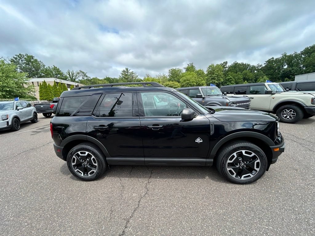Certified 2022 Ford Bronco Sport Outer Banks w/ Tech Package AWD/4WD image 4