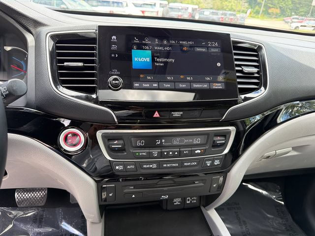 Used 2019 Honda Pilot Touring image 27