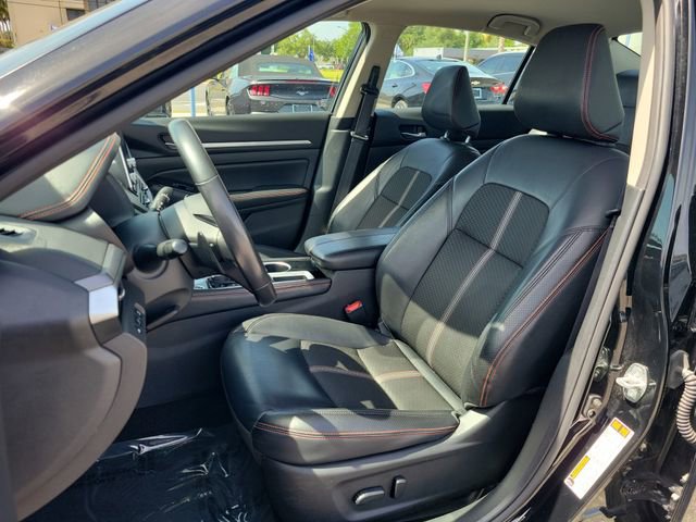 Used 2024 Nissan Altima 2.5 SR FWD image 19