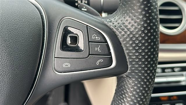 Used 2017 Mercedes-Benz E 300 4MATIC image 25