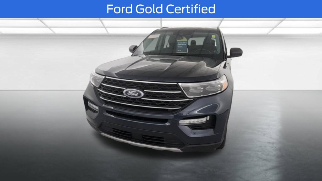 Certified 2024 Ford Explorer XLT w/ Equipment Group 202A AWD/4WD image 2