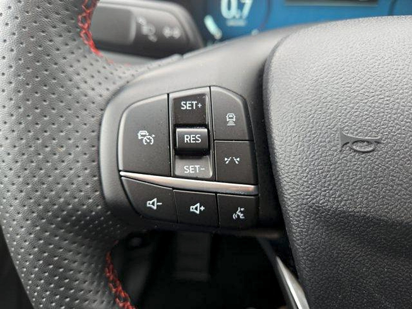 Certified 2023 Ford Escape ST-Line Elite AWD/4WD image 14