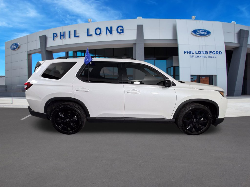 Used 2026 Honda Pilot Black Edition image 6