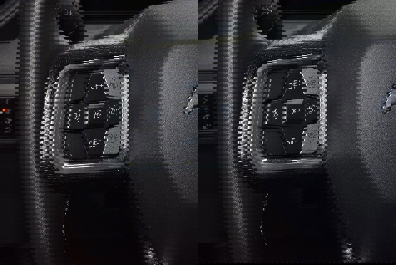 Certified 2024 Ford Mustang Coupe RWD image 23