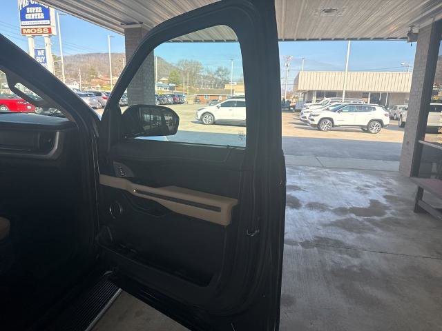 Certified 2023 Ford Expedition XLT RWD image 17