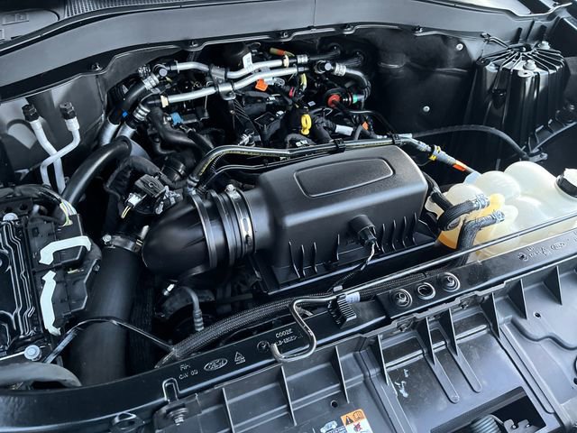 Certified 2022 Ford Explorer XLT w/ Equipment Group 202A image 21