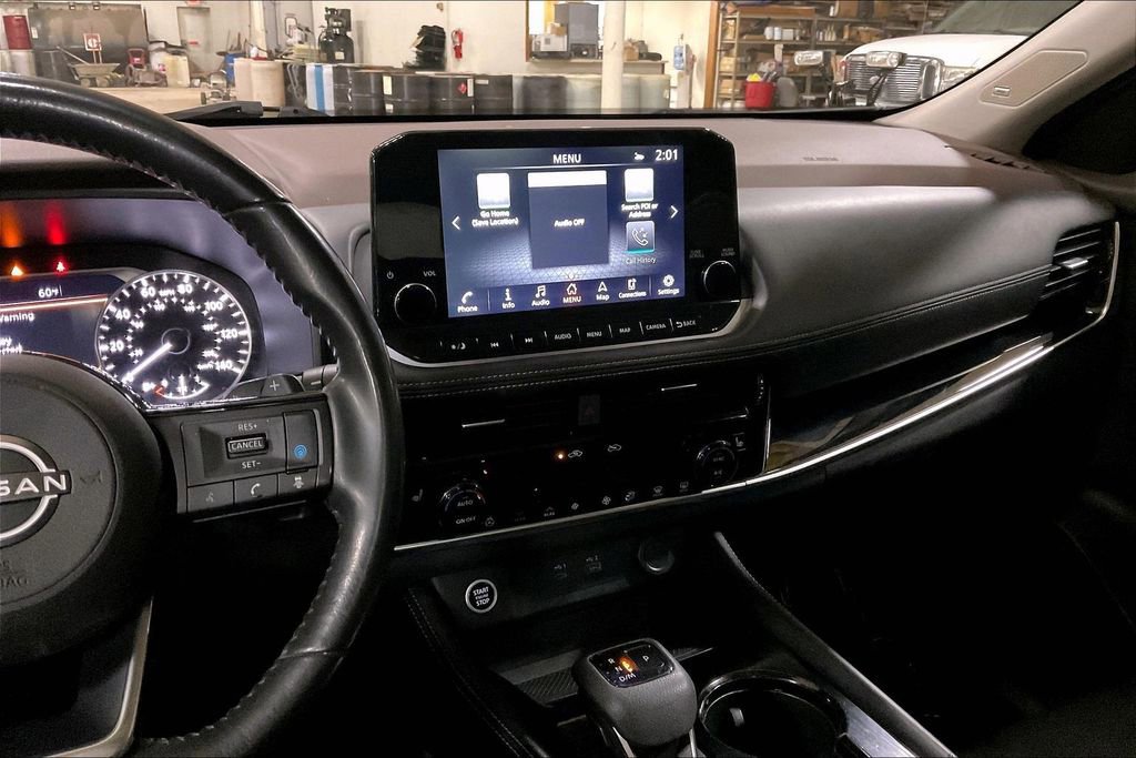 Used 2023 Nissan Rogue SL w/ SL Premium Package image 8