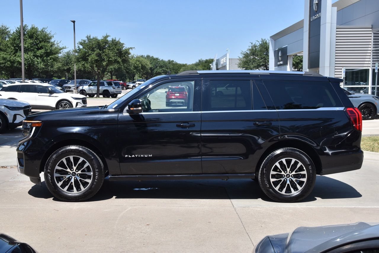 Certified 2025 Ford Expedition Platinum AWD/4WD image 12
