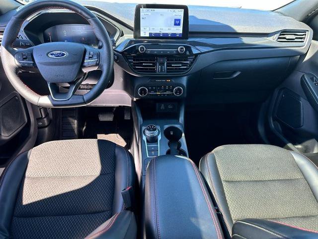 Certified 2025 Ford Escape ST-Line w/ Cold Weather Package AWD/4WD image 12