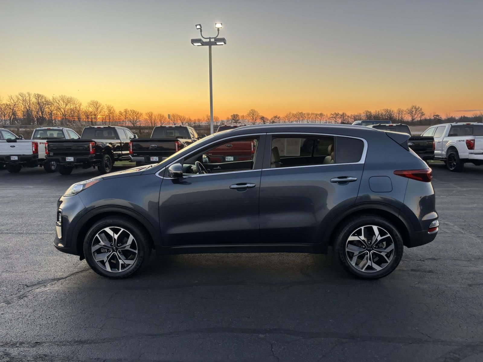 Used 2021 Kia Sportage EX image 5