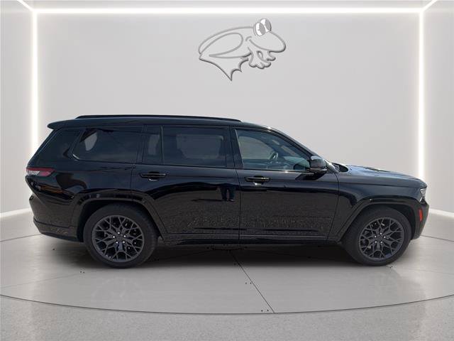 Used 2023 Jeep Grand Cherokee L Summit w/ Advanced Protech Group IV AWD/4WD image 6