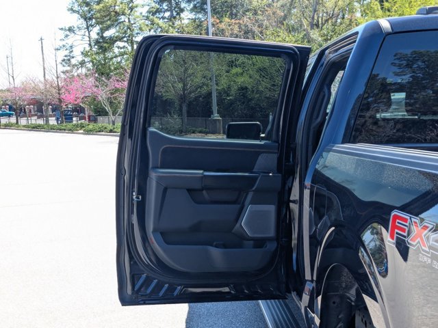 Certified 2022 Ford F150 Platinum w/ Equipment Group 701A High image 30