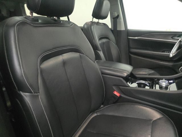 Used 2022 Jeep Grand Cherokee L Limited AWD/4WD image 4