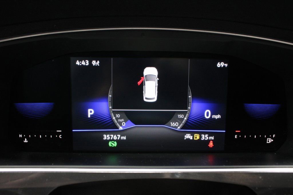 Used 2022 Volkswagen Tiguan S image 31