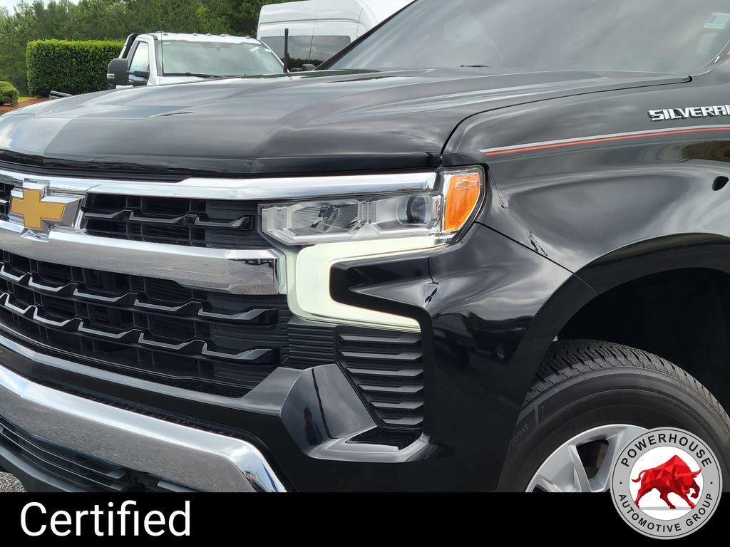 Used 2023 Chevrolet Silverado 1500 LT AWD/4WD image 11