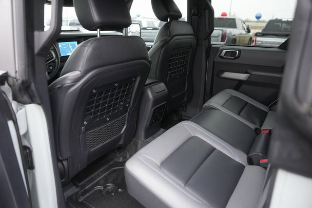 Certified 2022 Ford Bronco Black Diamond w/ Sasquatch Package image 11