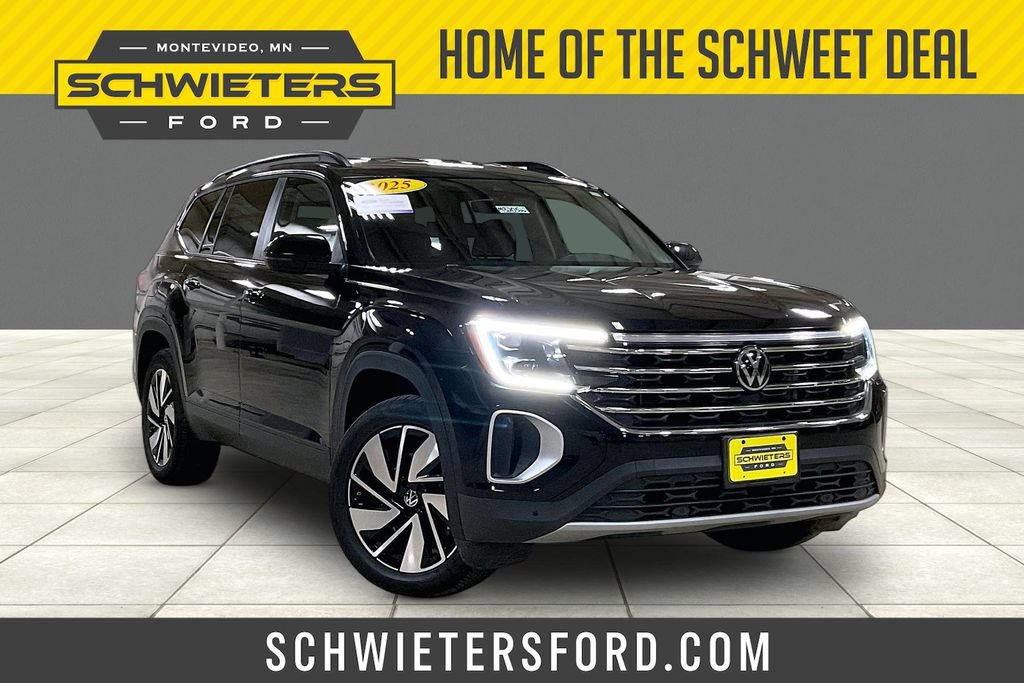Used 2025 Volkswagen Atlas SE
