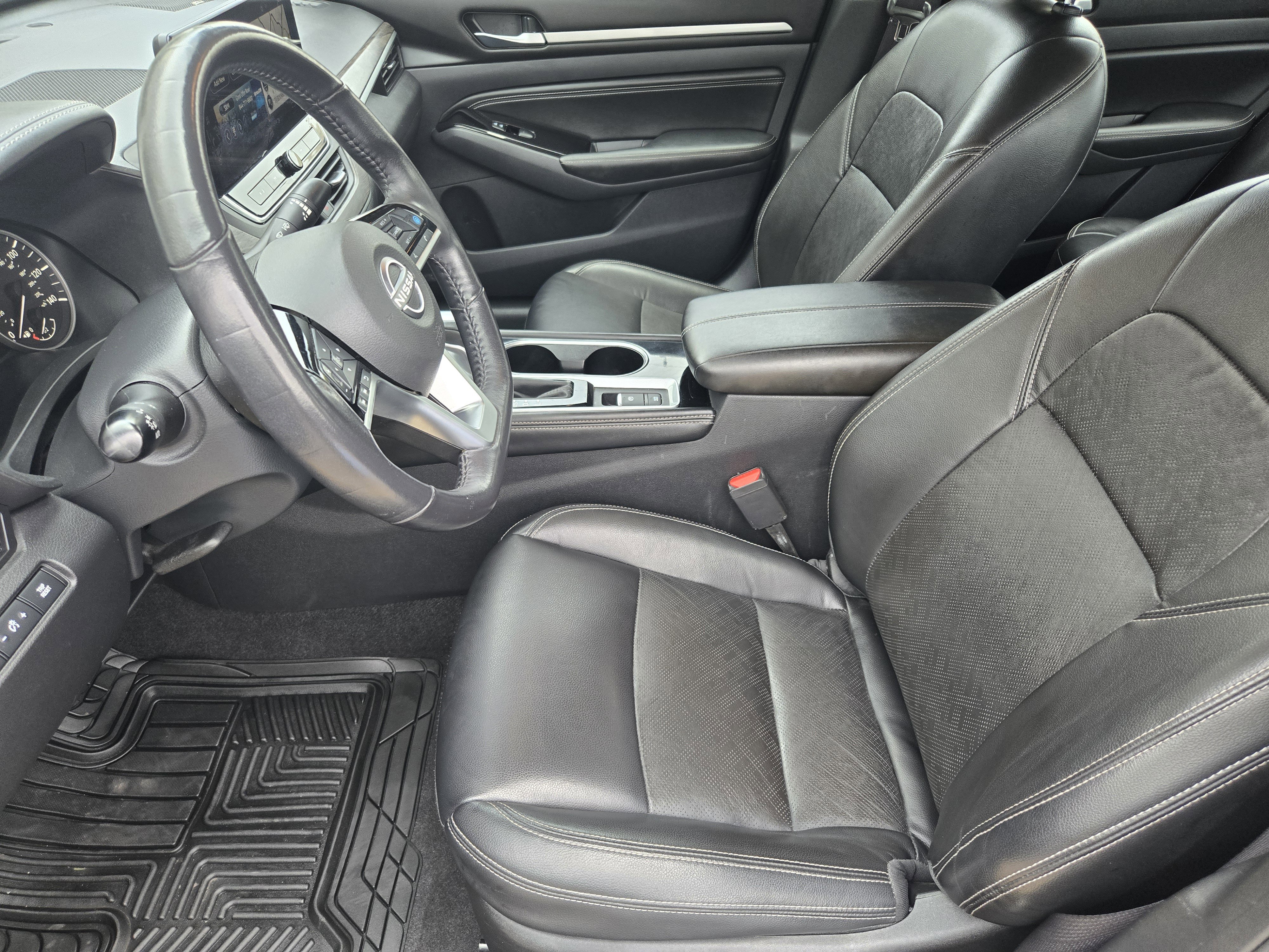 Used 2023 Nissan Altima 2.5 SL image 9