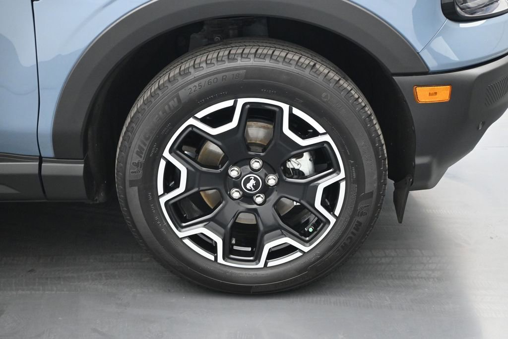 Certified 2025 Ford Bronco Sport Outer Banks w/ Outer Banks Tech Package+ AWD/4WD image 25