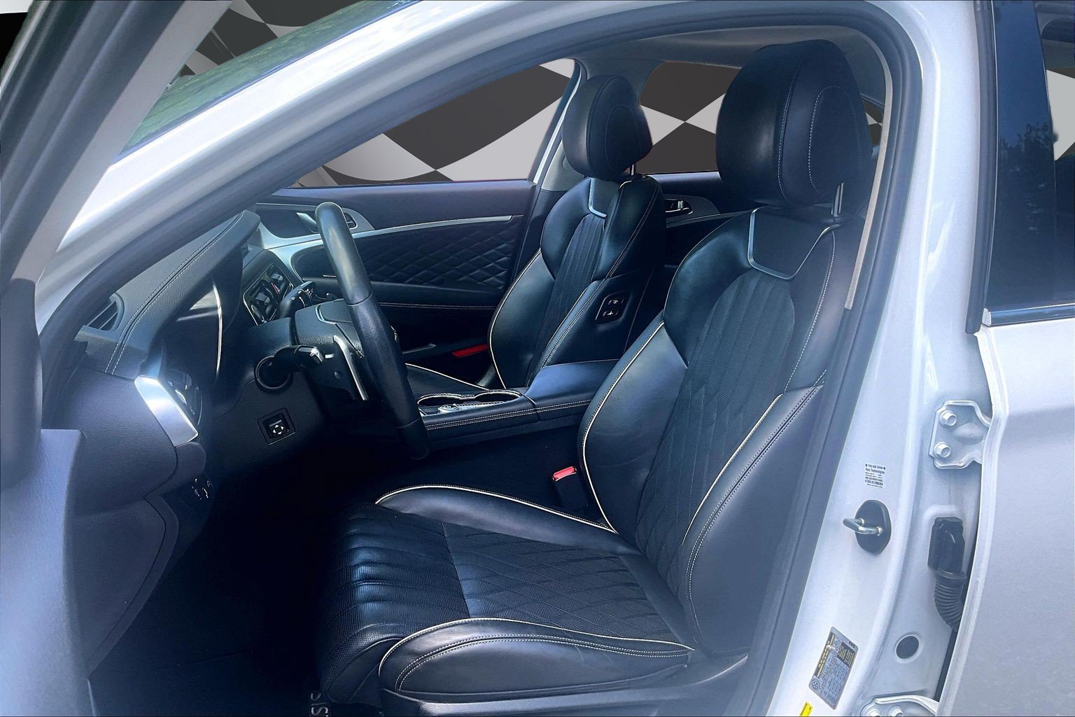 Used 2021 Genesis G70 2.0T w/ Prestige Package AWD/4WD image 25