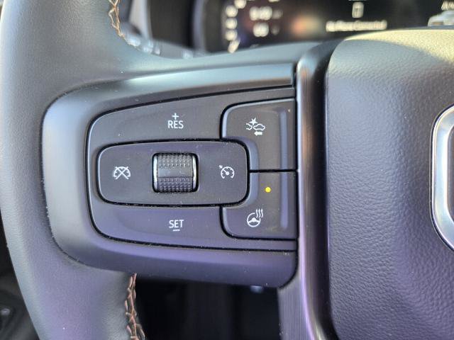 Used 2024 GMC Yukon AT4 AWD/4WD image 29