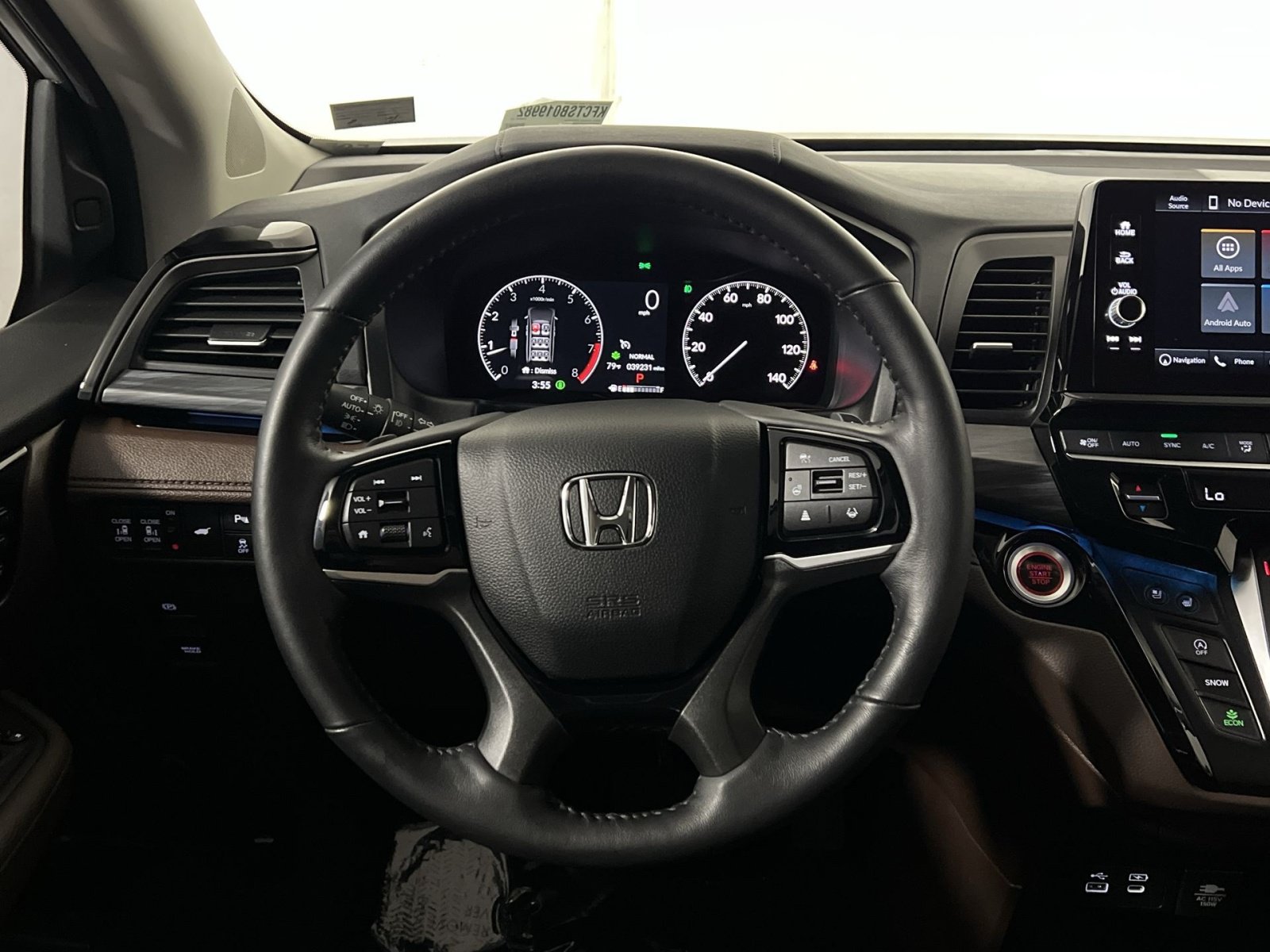 Used 2025 Honda Odyssey Elite image 16