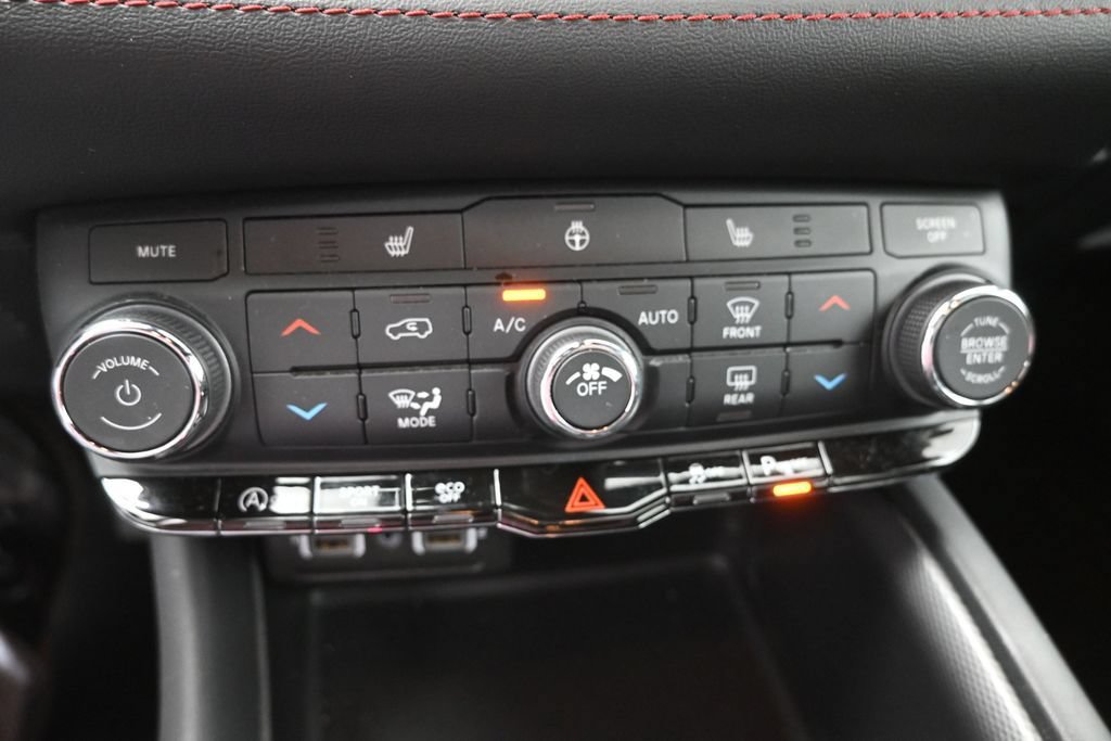 Used 2026 Dodge Durango GT RWD image 9