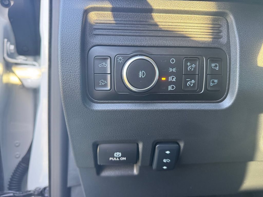 Certified 2025 Ford F350 Lariat w/ Lariat Ultimate Package AWD/4WD image 33