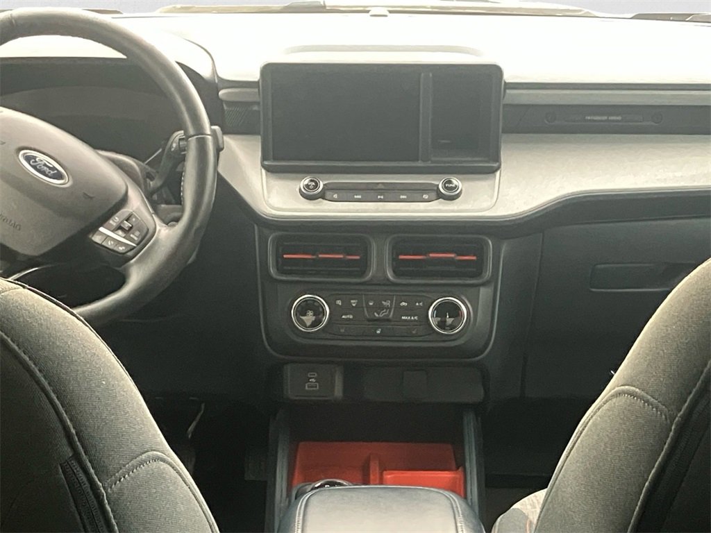 Certified 2022 Ford Maverick XLT w/ XLT Luxury Package image 6