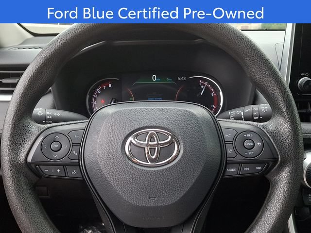 Used 2024 Toyota RAV4 XLE FWD image 19