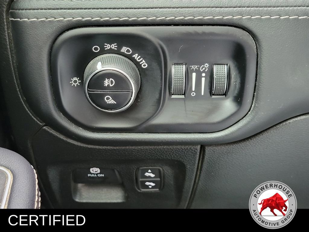 Used 2024 RAM 1500 Limited w/ Body Color Bumper Group image 27