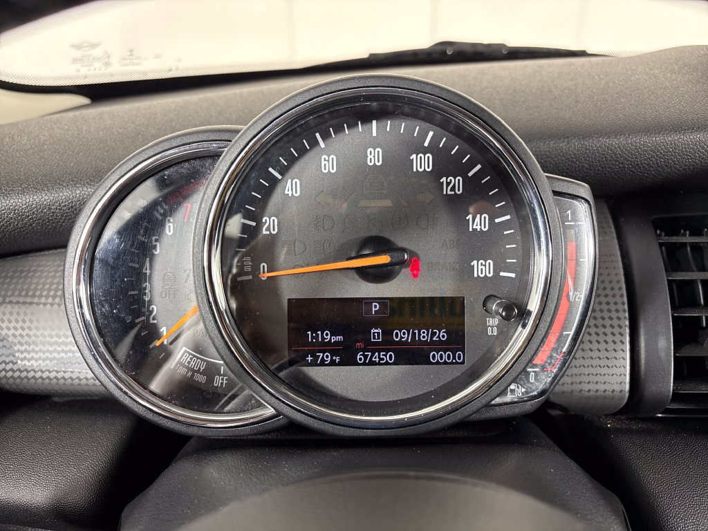 Used 2018 MINI Cooper 2-Door Hardtop FWD image 21