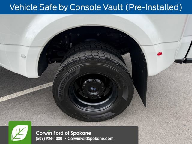 Certified 2024 Ford F450 Platinum w/ FX4 Off-Road Package AWD/4WD image 15