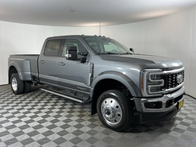 Certified 2025 Ford F450 Lariat w/ FX4 Off-Road Package AWD/4WD image 3