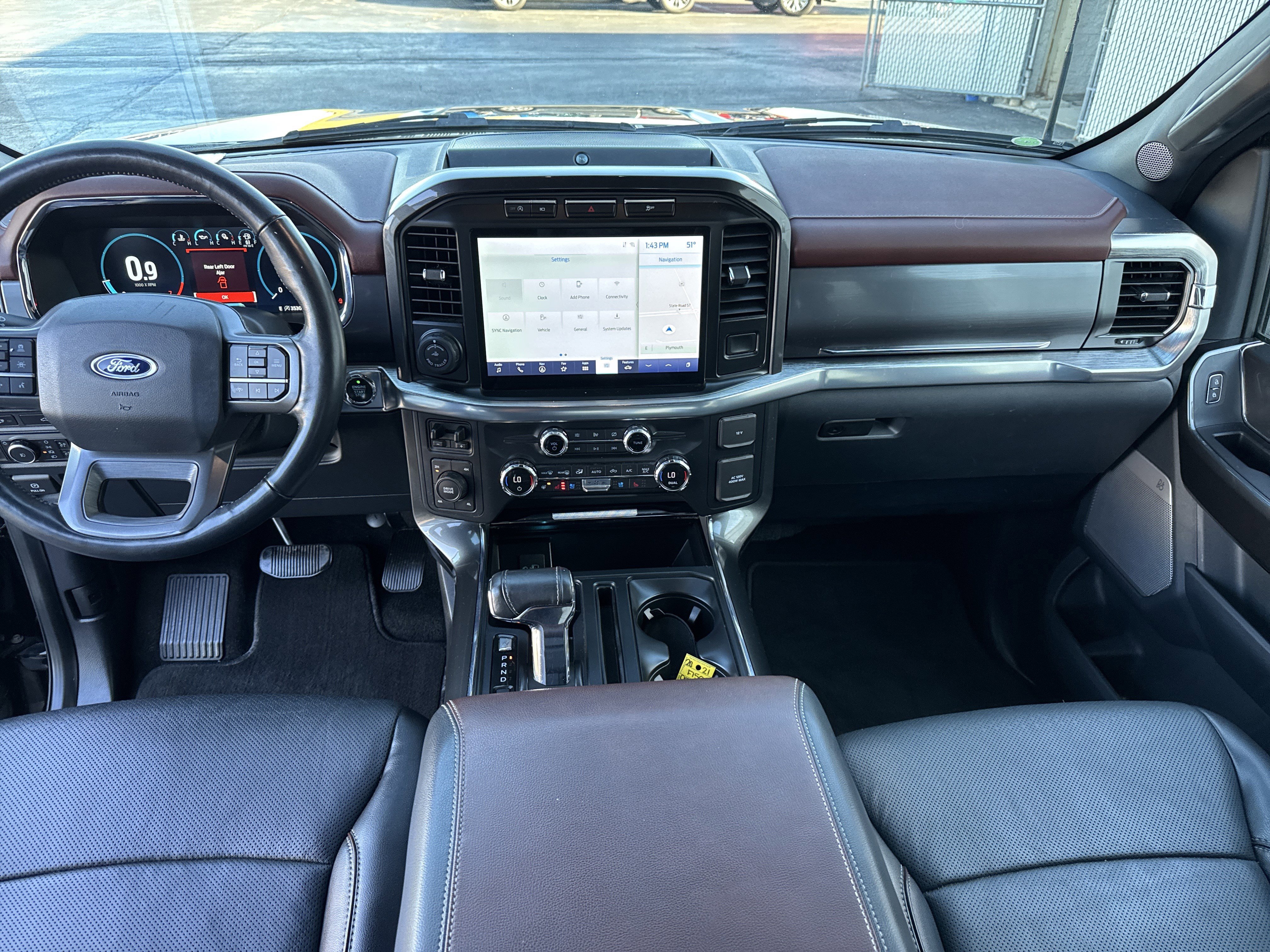 Certified 2021 Ford F150 Lariat w/ Equipment Group 502A High image 32