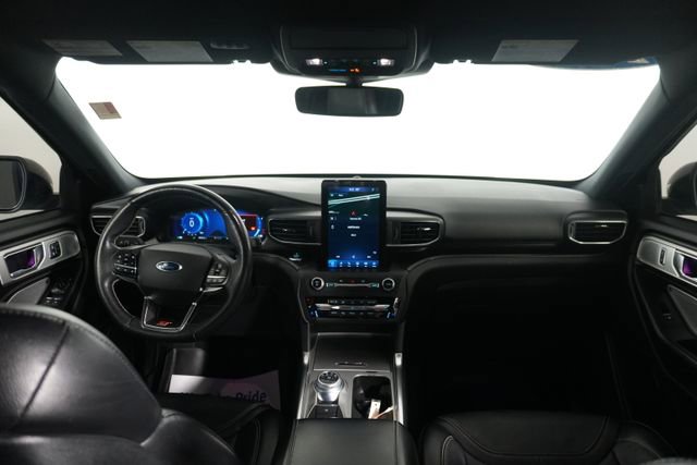 Certified 2020 Ford Explorer ST w/ Premium Technology Package AWD/4WD image 24