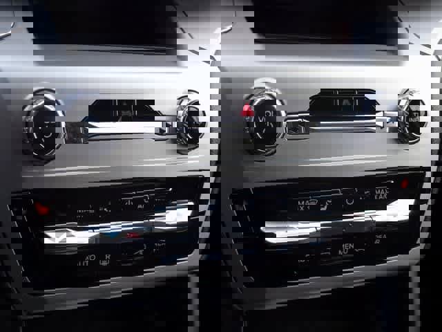 Certified 2022 Ford Explorer XLT image 28