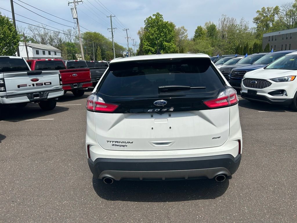 Certified 2023 Ford Edge Titanium AWD/4WD image 4