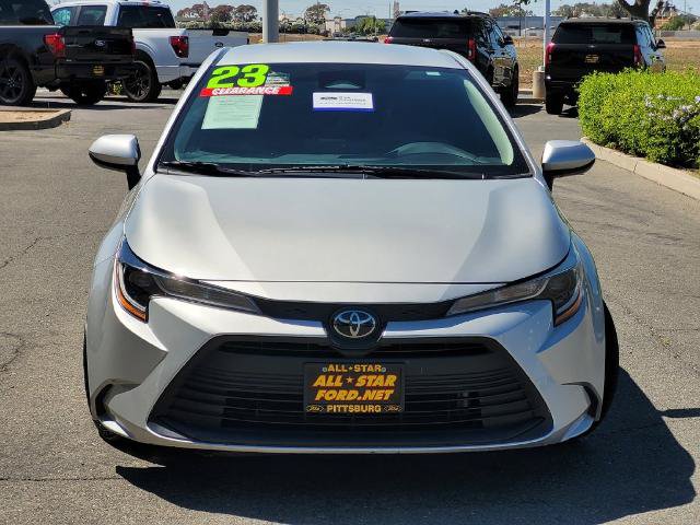 Used 2023 Toyota Corolla LE FWD image 2