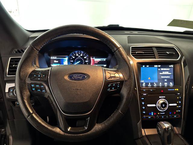 Certified 2019 Ford Explorer Limited w/ Class III Trailer Tow Package FWD image 8