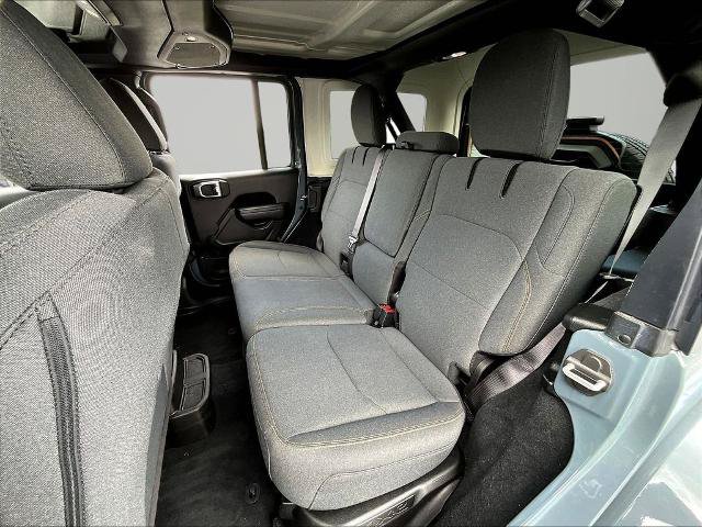 Used 2024 Jeep Wrangler Unlimited w/ Convenience Group AWD/4WD image 22