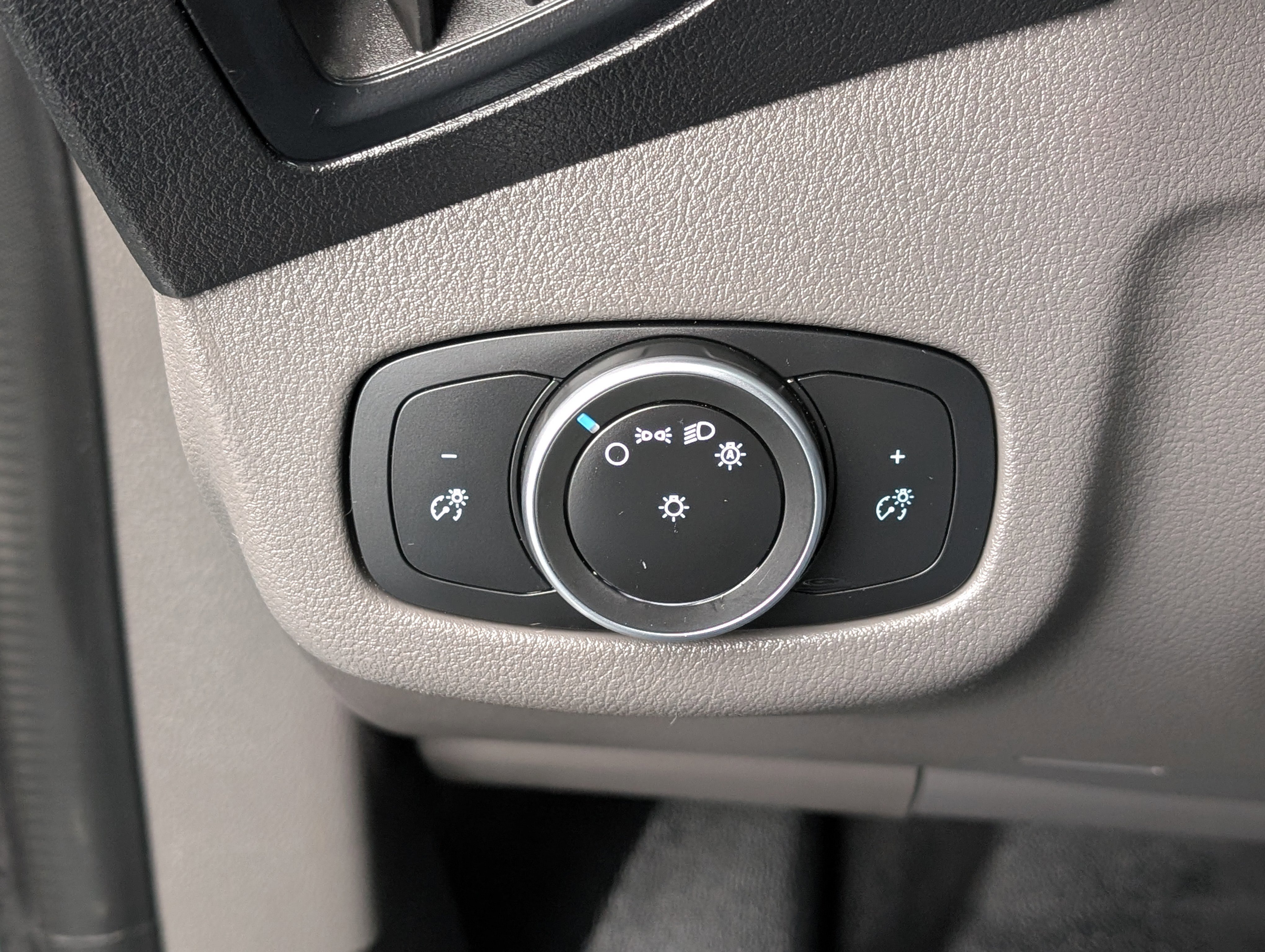 Certified 2023 Ford Transit Connect XL image 19