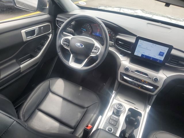 Certified 2023 Ford Explorer XLT w/ Equipment Group 202A AWD/4WD image 31