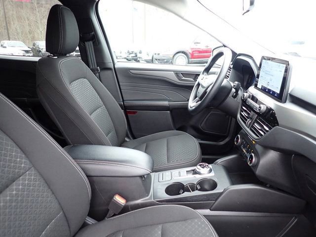 Certified 2025 Ford Escape Active image 11